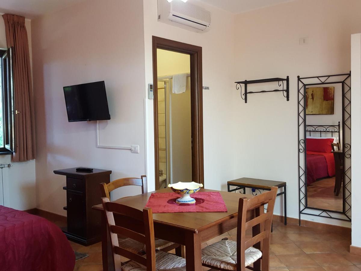 Poggiofelice B&B Zafferana Etnea Eksteriør billede