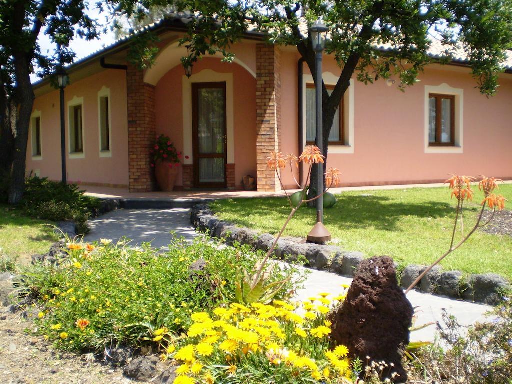 Poggiofelice B&B Zafferana Etnea Eksteriør billede