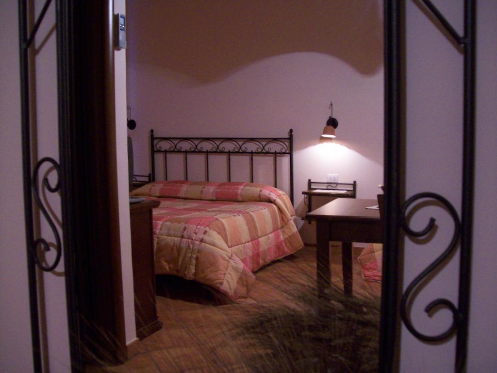 Poggiofelice B&B Zafferana Etnea Eksteriør billede