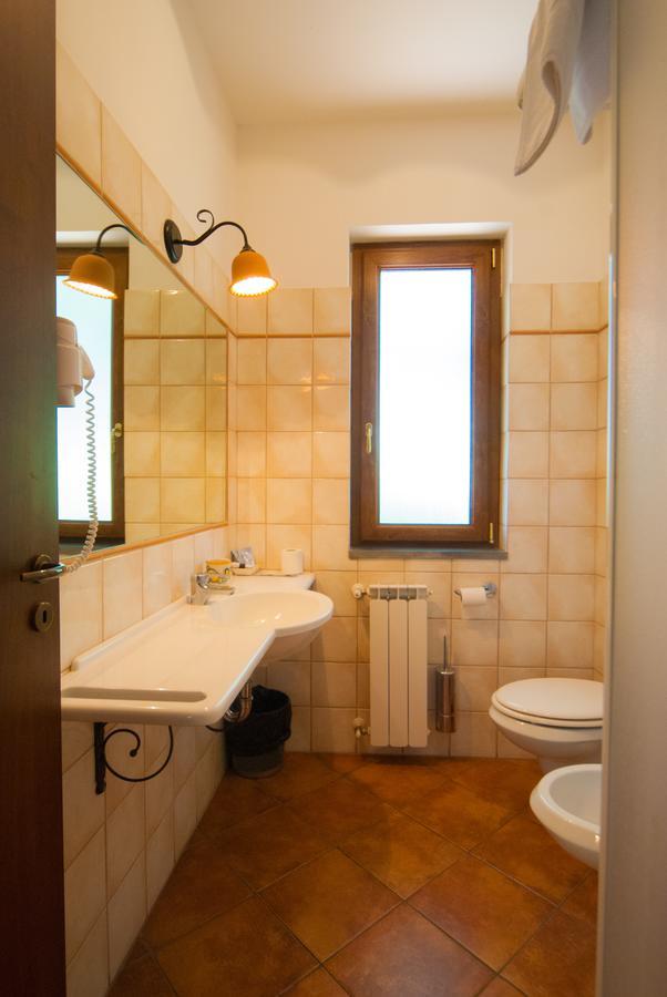 Poggiofelice B&B Zafferana Etnea Eksteriør billede